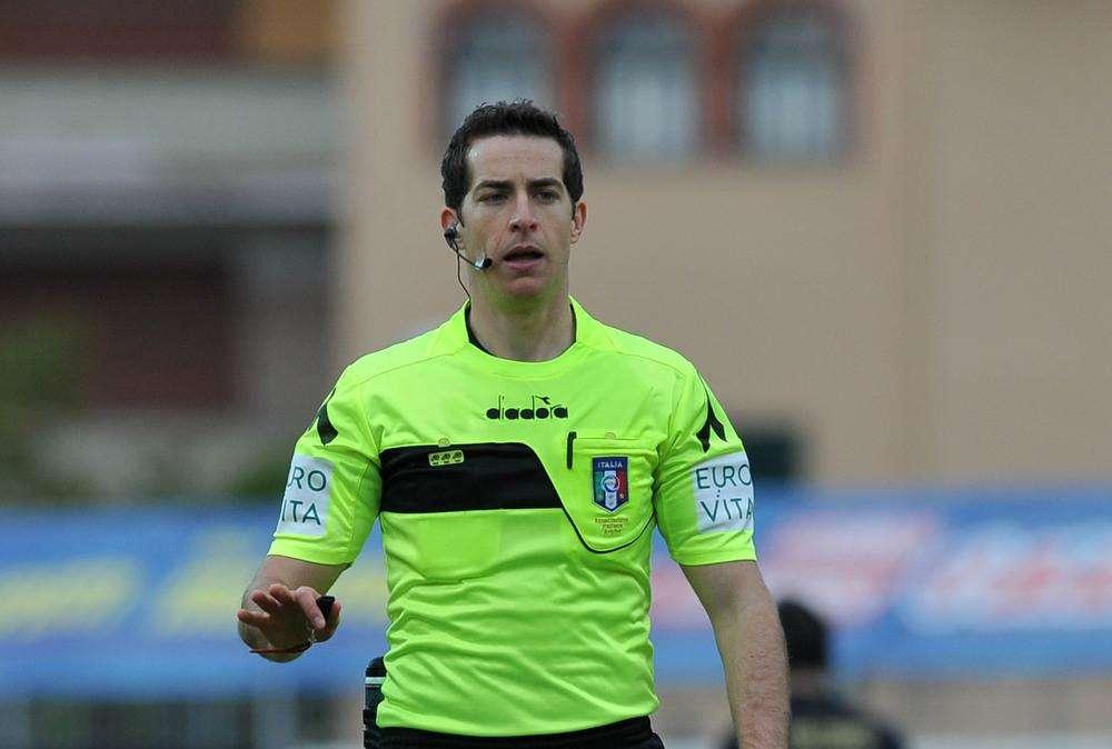 L'arbitro - Debutto per Ayroldi con la Roma, appena alla quarta gara in Serie A. Un precedente positivo con il Benevento, occhio ai difensori centrali. GRAFICA!