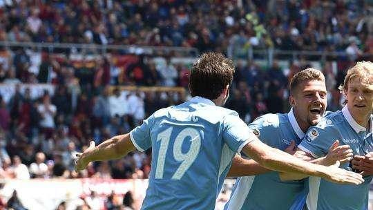 Basta: "C'è chi darebbe la carriera per segnare alla Roma"