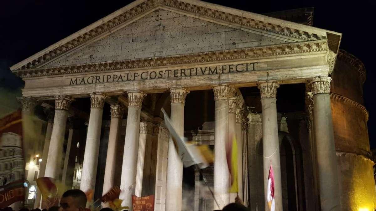 Accadde oggi - Corteo dei tifosi per festeggiare la Roma. Raiola interessato a rilevare la società. Simplicio va via, Baldissoni diventa DG