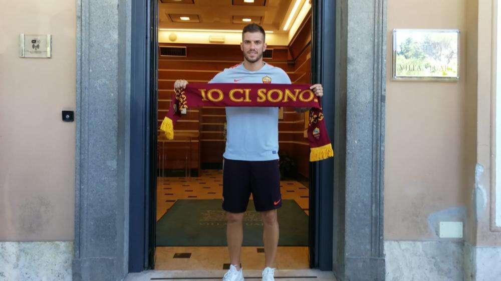 Santon saluta l'Inter: "Farà sempre parte di me, ma sono veramente felice della Roma. Ho tanta voglia di riscatto"
