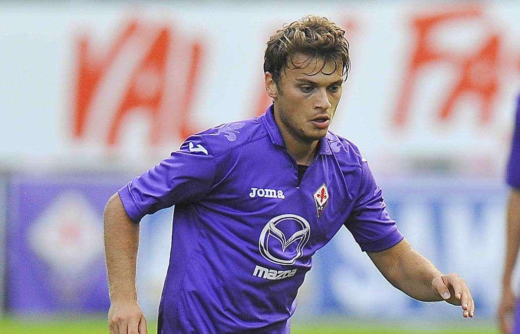 Fiorentina, Ljajic contestato da un gruppo di tifosi