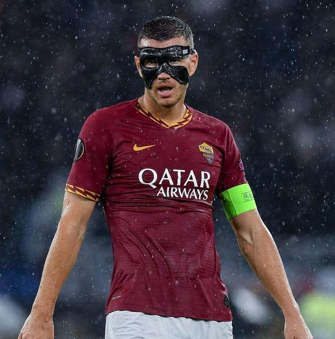 Bosnia Erzegovina, Dzeko convocato per le sfide contro Italia e Liechtenstein