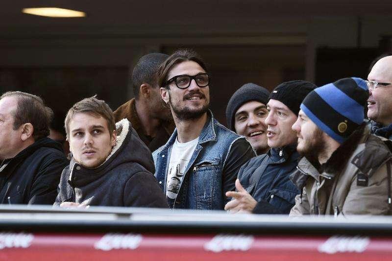 Dall'Argentina: Osvaldo debutta come cantante. FOTO!