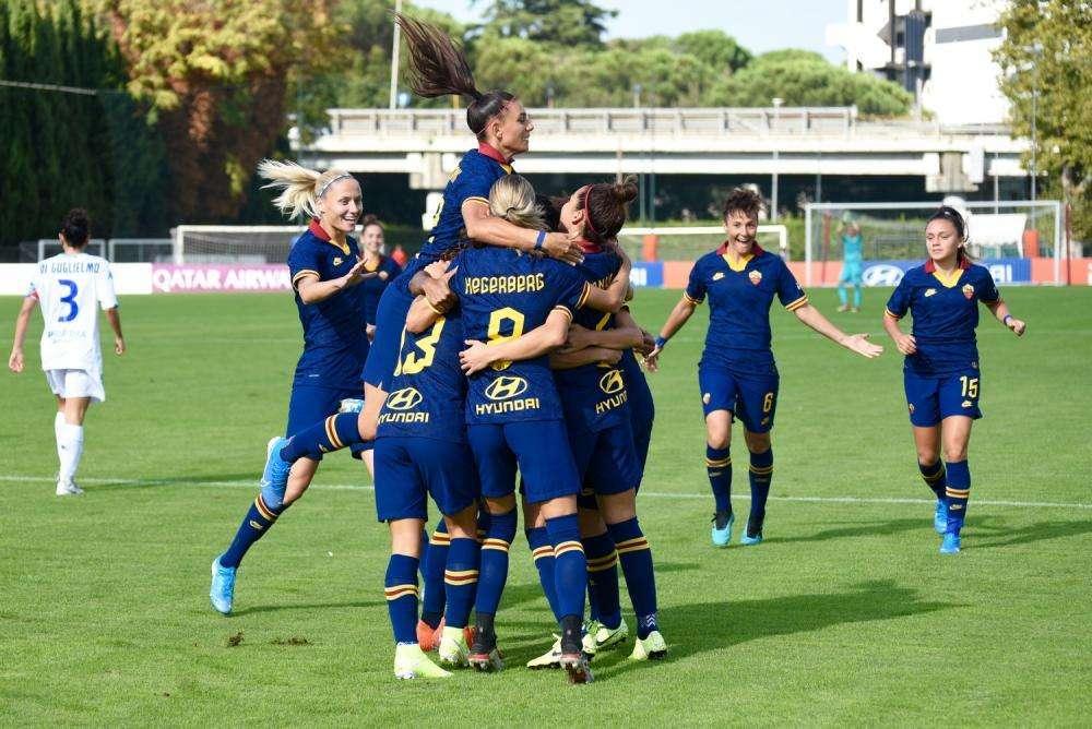 LA VOCE DELLA SERA - Serie A Femminile, la Roma asfalta l'Empoli 4-0. Bavagnoli: "Avevo chiesto di iniziare forte". Bernauer: "Vittoria importante preparata in poco tempo". Serturini: "Siamo sulla strada giusta"