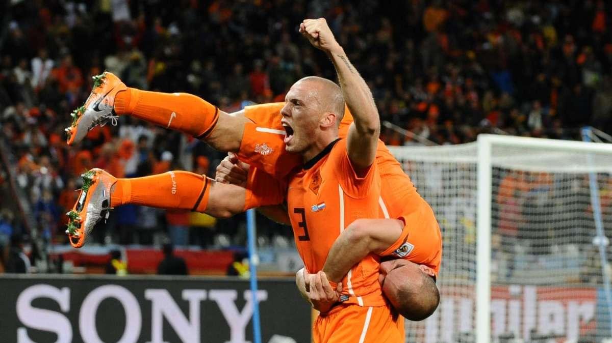 Incontro tra Sabatini e Fabio Parisi per Heitinga