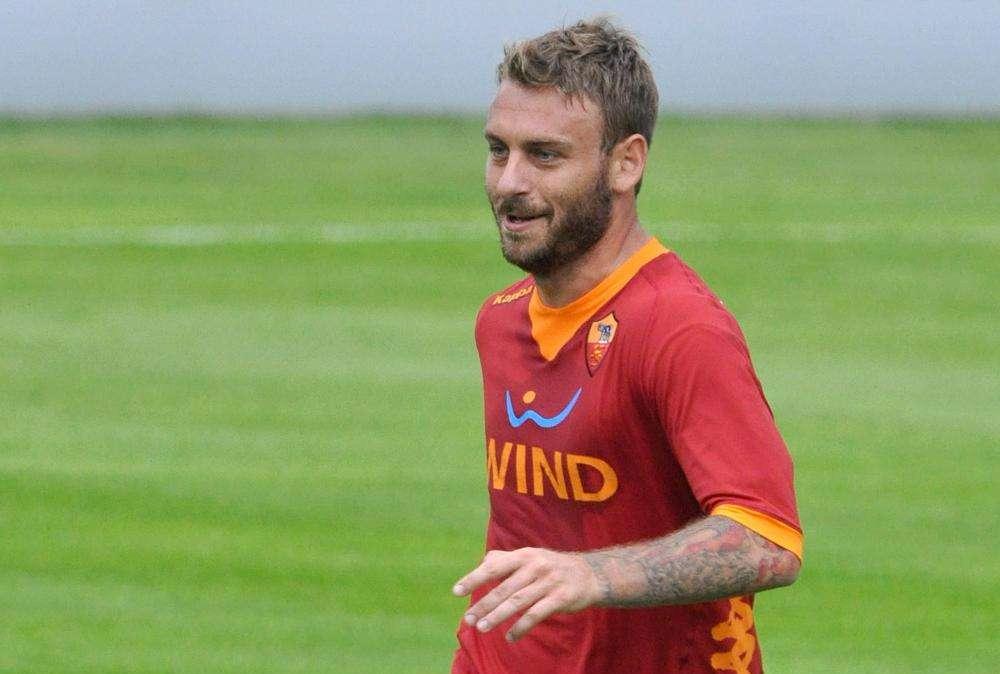 De Rossi prende lezioni di inglese