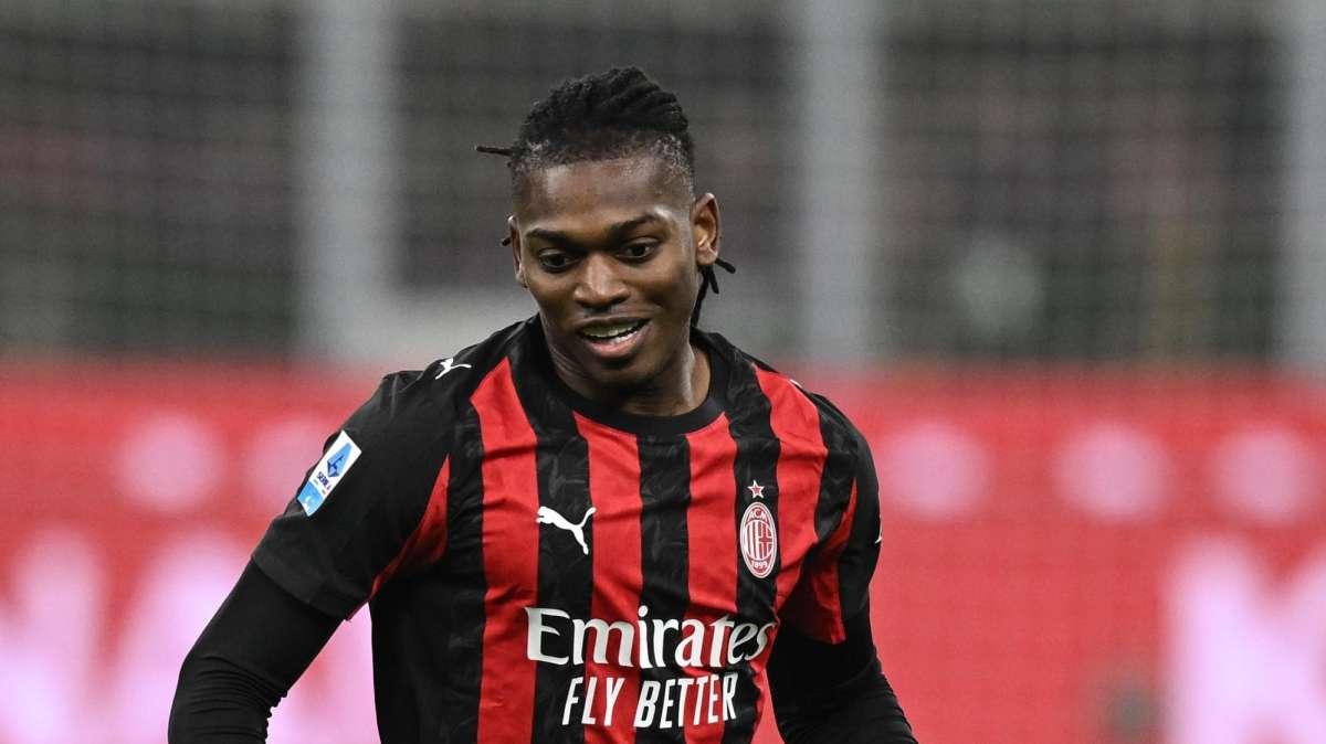 Milan, Leao si allena anche nel giorno di riposo. Saelemaekers sempre in dubbio