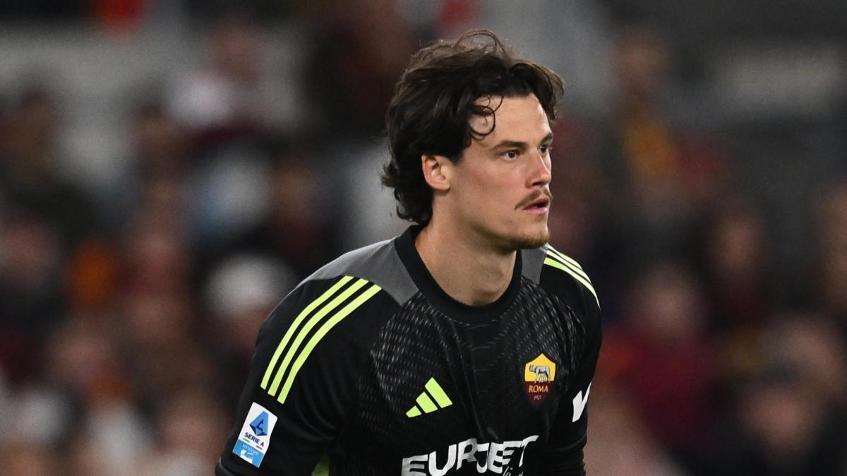 Calciomercato Roma - Svilar intriga la Juventus ma per i giallorossi è incedibile