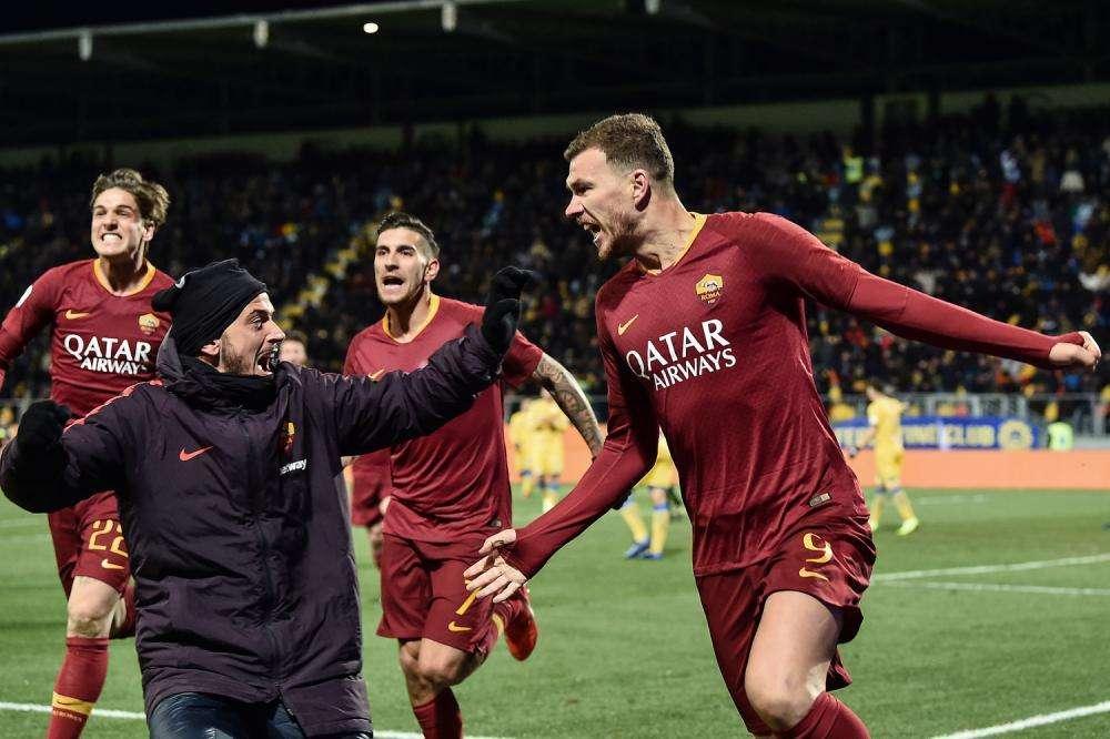 Frosinone-Roma 2-3 - Scacco Matto - Le solite distrazioni. Salva tutto il regista Dzeko