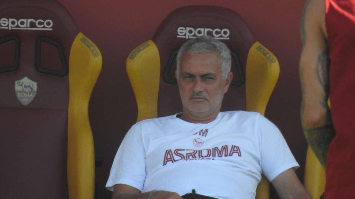 Sassuolo-Roma 1-1 - La gara sui social: "Mou non ha fatto nomi, ma è chiaro a chi si riferisse... Tanta amarezza"