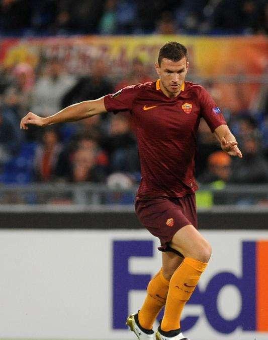 Sirene cinesi per Dzeko: Cannavaro insiste