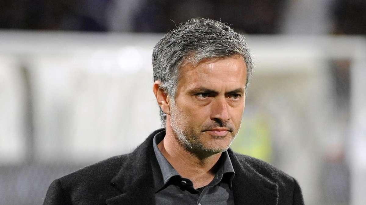 Mourinho: "Non è facile pensare al Siena con la finale di Champions vicina"