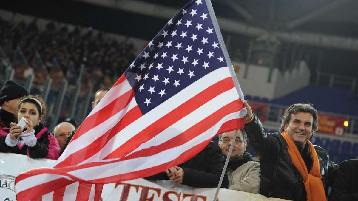 Americani in arrivo. Stasera l'avvocato Mario Tonucci, legale di Thomas Di Benedetto, sarà premiato da Oro&Porpora