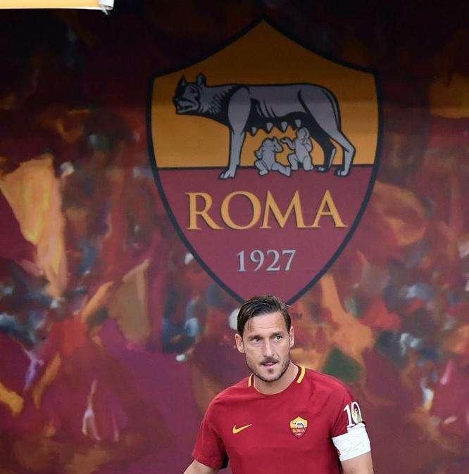 Totti: "Sarei stato utile alla Roma anche oggi. Giocatori come Messi, Ronaldo e io hanno il diritto di decidere quando smettere". VIDEO!