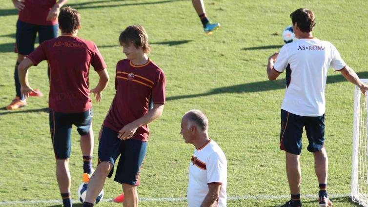 Trigoria, il calendario degli allenamenti pre-derby, sabato e domenica ritiro