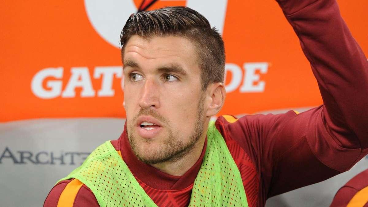 BOLLETTINO MEDICO – Intervento di artroscopia domani ad Amsterdam per Strootman