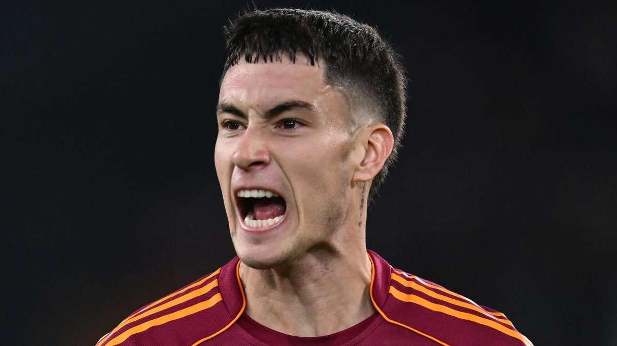 Roma-Sassuolo 2-0 - La gara sui social: "Fino all'entrata di Wesley eravamo indecenti. Bisogna accontentare l'allenatore perché sa quello che vuole"
