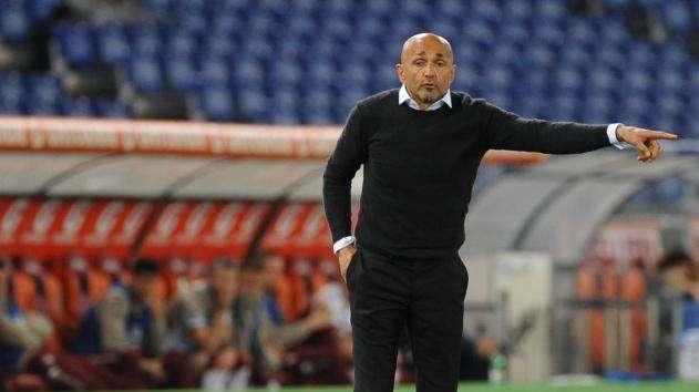 LA VOCE DELLA SERA - Trigoria: out Perotti. I convocati per la sfida col Milan. Spalletti: "Il playoff di Champions è un vantaggio". Nainggolan: "Rimango a Roma"