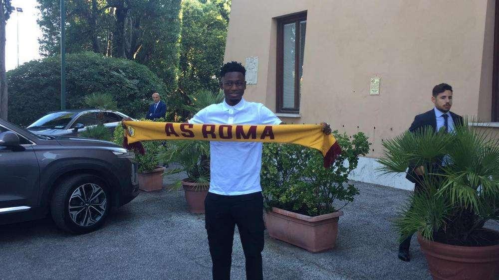 Diawara: "Fortunato a giocare nella Roma. Un onore essere a disposizione di Fonseca"