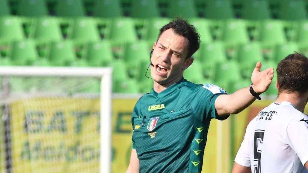 L'arbitro - Debutto assoluto in Serie A con Feliciani. Vittorioso il precedente in Coppa Italia. Guida di nuovo al VAR in Roma-Salernitana
