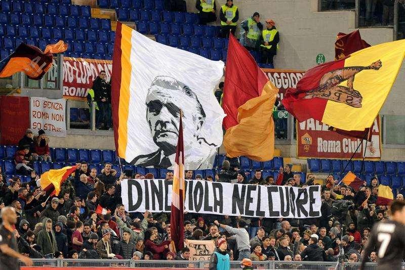 La gara vista dalla curva - Piovono ancora fischi sulla Roma, che dice addio alla Coppa Italia. VIDEO!