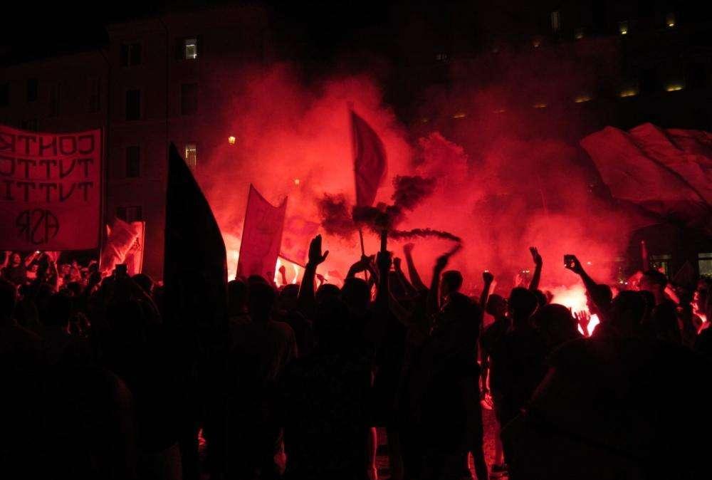 I tifosi festeggiano il compleanno della Roma. FOTO!