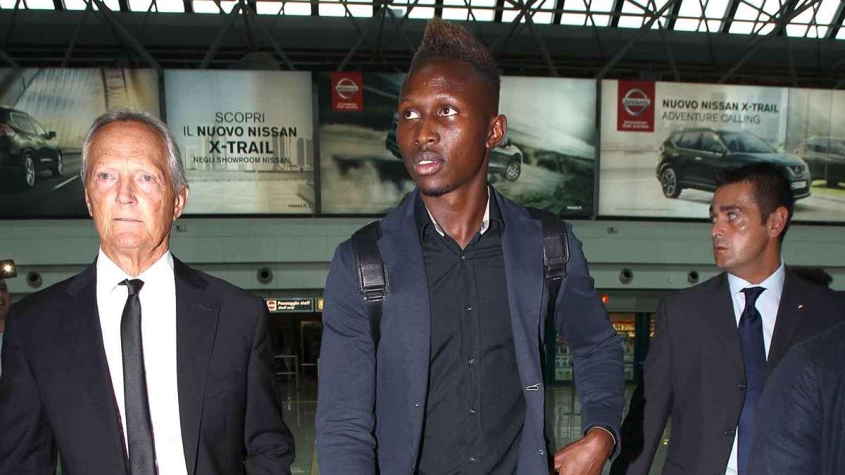 Giovedì alle 12.00 la presentazione di Yanga-Mbiwa