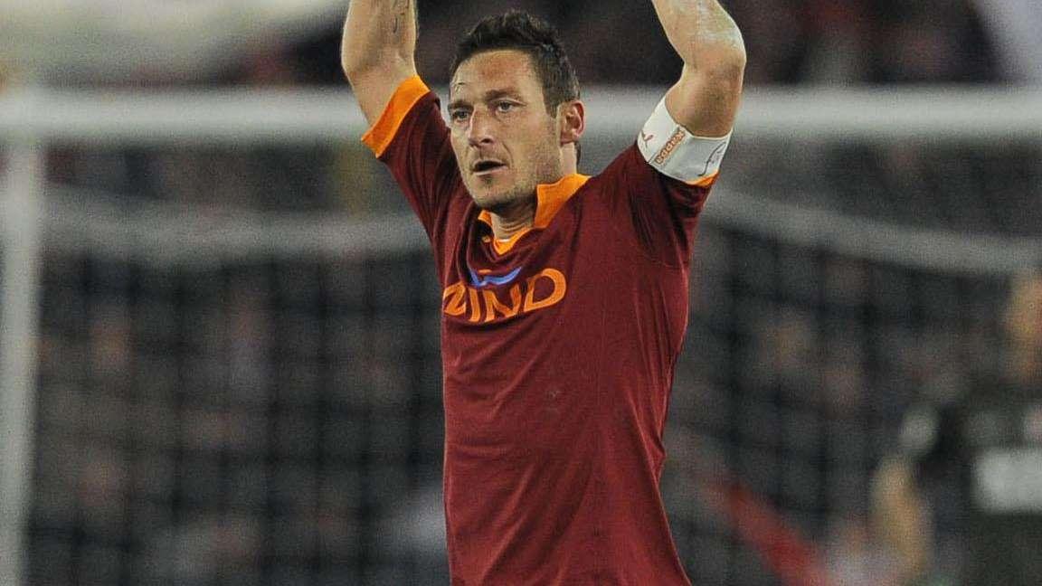 Totti: "Una vittoria del gruppo ottenuta su un campo storicamente ostico, un successo di tutti. Avanti Roma!"