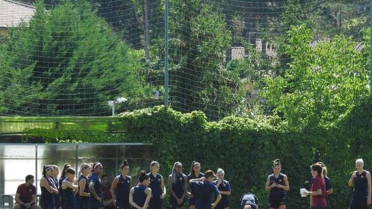NORCIA - Circolazione e possesso palla al mattino. Serturini in evidenza nella partitella finale. Presenti Andressa Alves e Di Criscio, out Soffia e Zecca. FOTO! VIDEO!