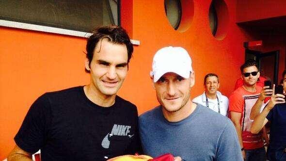 Totti racconta Federer: "Professionalità e passione. Fosse un calciatore sarebbe un regista"