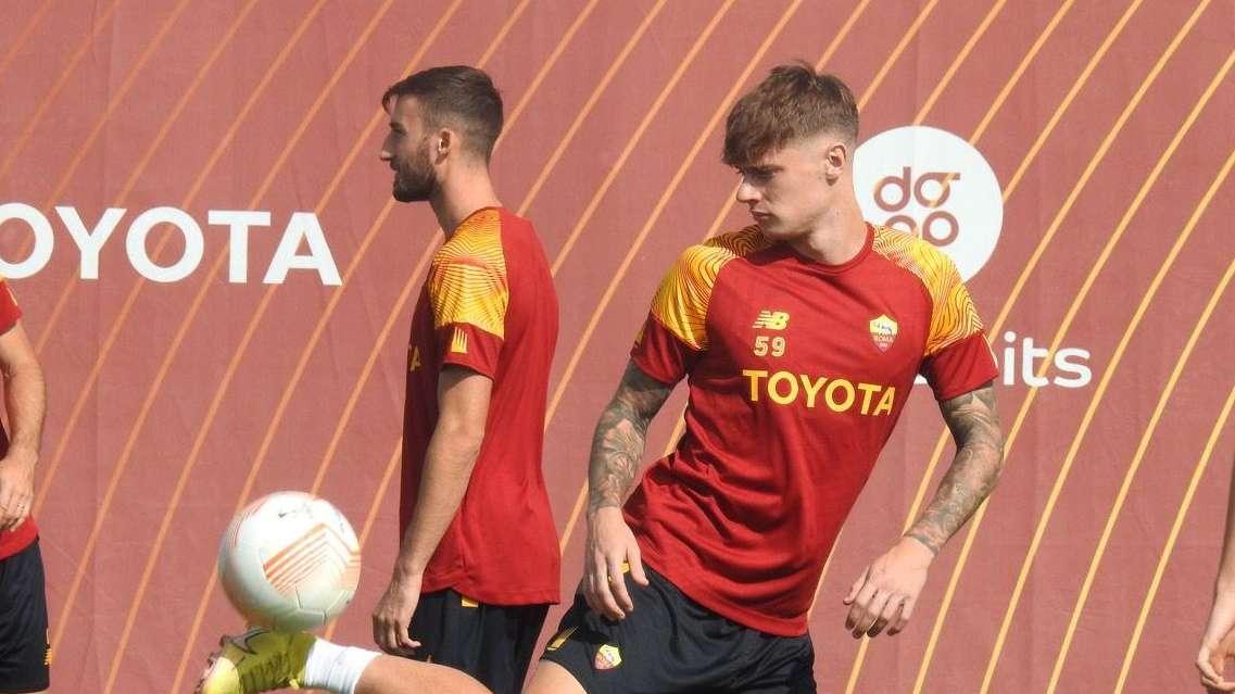 Zalewski su Instagram: "Un punto pesantissimo. Avanti Roma"