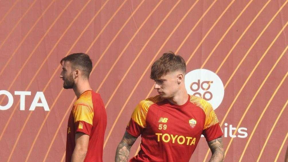 Zalewski: "Ho un ottimo rapporto con Pellegrini che va oltre il calcio. Mourinho mi aiuta molto"