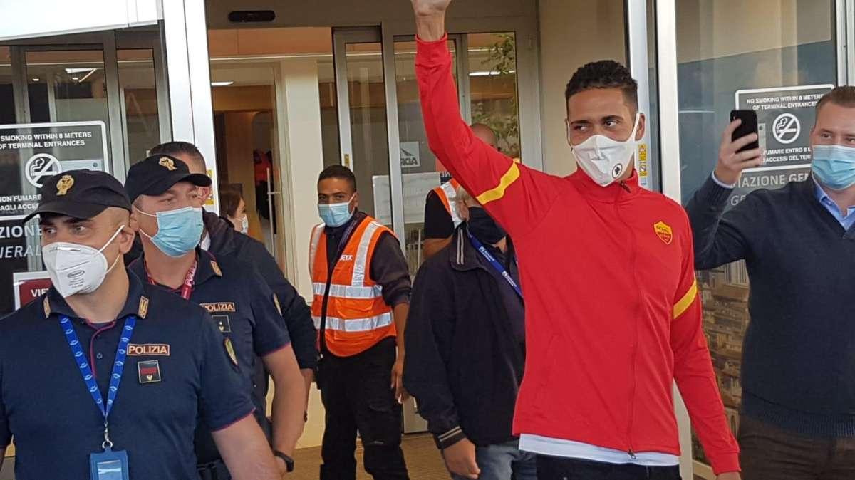 L'arrivo di Smalling a Ciampino. FOTO! VIDEO!