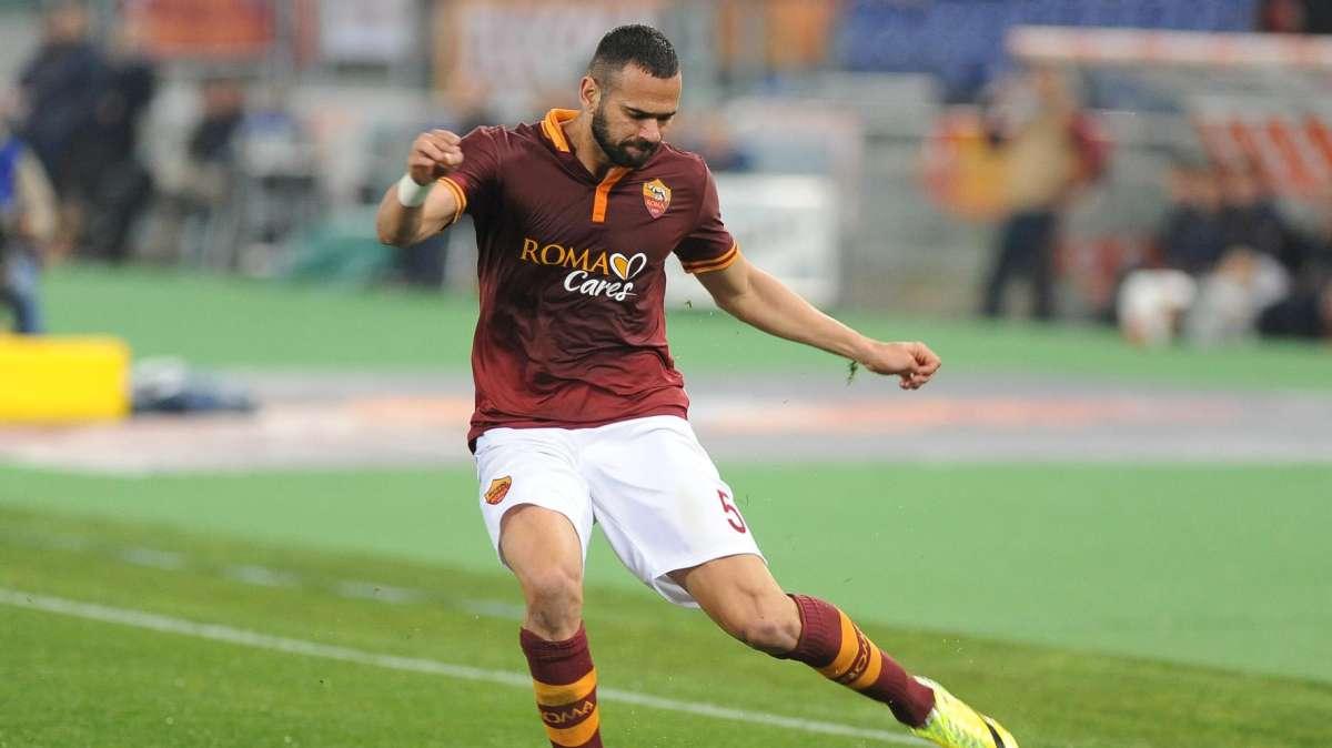 COMUNICATO AS ROMA - Castan rinnova con la Roma sino al 2018: "Felice di essere ancora qua"