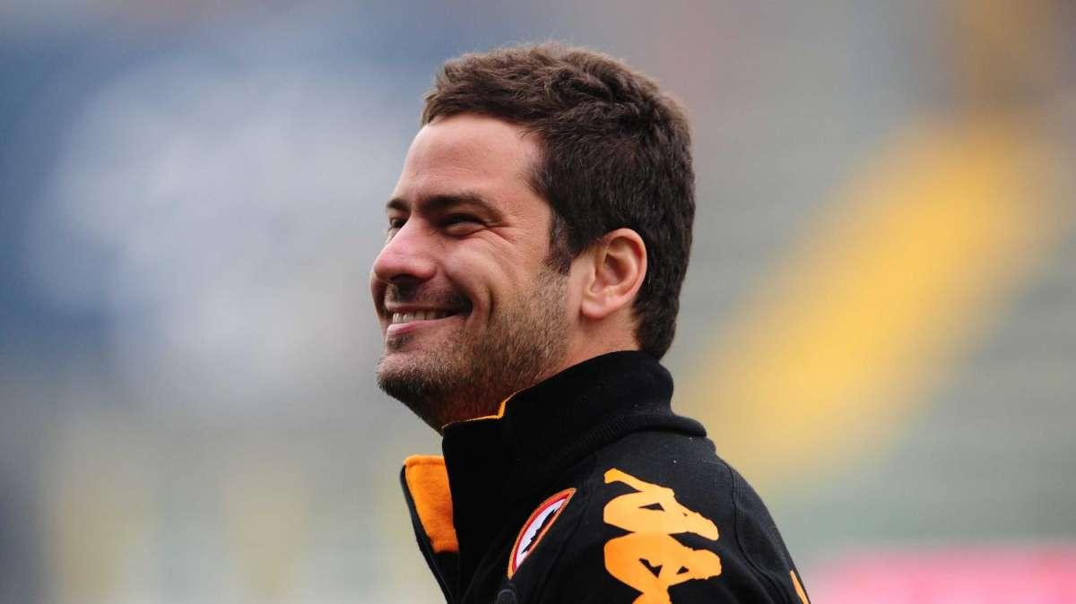 Julio Sergio candidato al "Samba de Oro 2010"