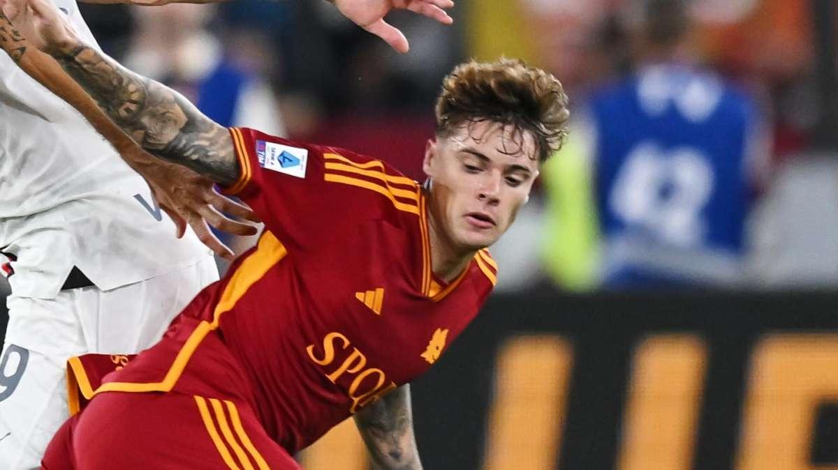 Slavia Praga-Roma, il programma della vigilia: alle 12:30 la rifinitura, alle 19:00 la conferenza stampa di Mourinho e Zalewski