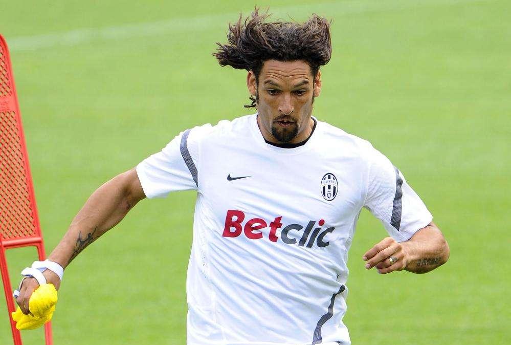 Amauri: "Spero si possa chiudere in fretta con la Fiorentina. Sto aspettando novità"