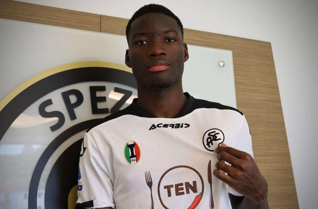 Spezia, Agoume: "Punto che vale come una vittoria, adesso pensiamo alla prossima"
