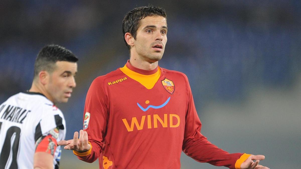 Gago torna in panchina dopo l’infarto: "La vita mi ha dato una seconda possibilità"