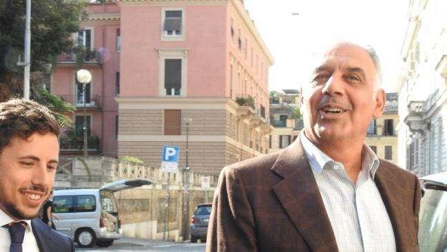 Pallotta: "Nessuna novità sullo Stadio, sono qui per vedere 3 gare. Totti sta facendo un ottimo lavoro da manager. Stasera cena di lavoro con la dirigenza". FOTO! VIDEO!