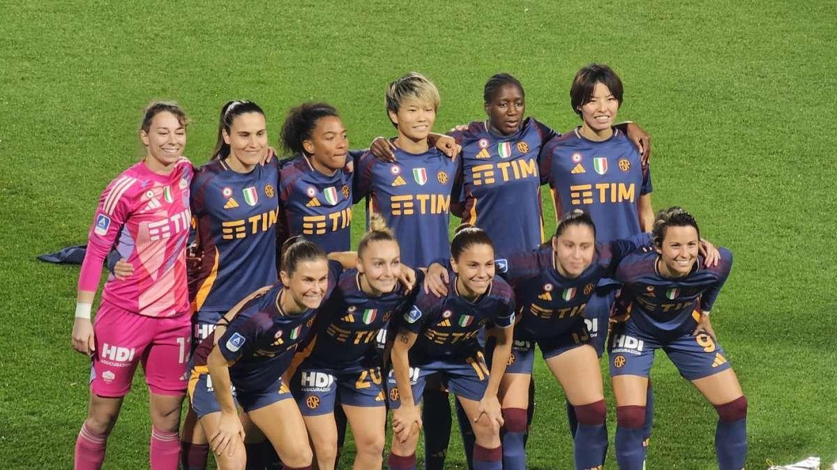 Serie A Femminile - Roma-Como 2-1 - Le giallorosse escono vittoriose contro la squadra lombarda grazie ai gol di Giacinti e Di Guglielmo