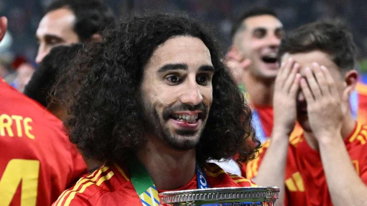 Ogni promessa è un debito: Marc Cucurella si è tinto i capelli di rosso dopo il trionfo europeo