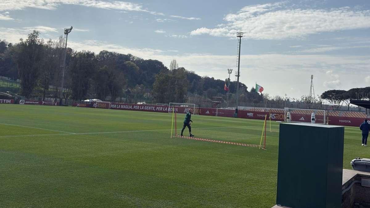 Bologna-Roma - Partitella a campo ridotto per i giallorossi. Ancora out Soulé, c'è Hermoso