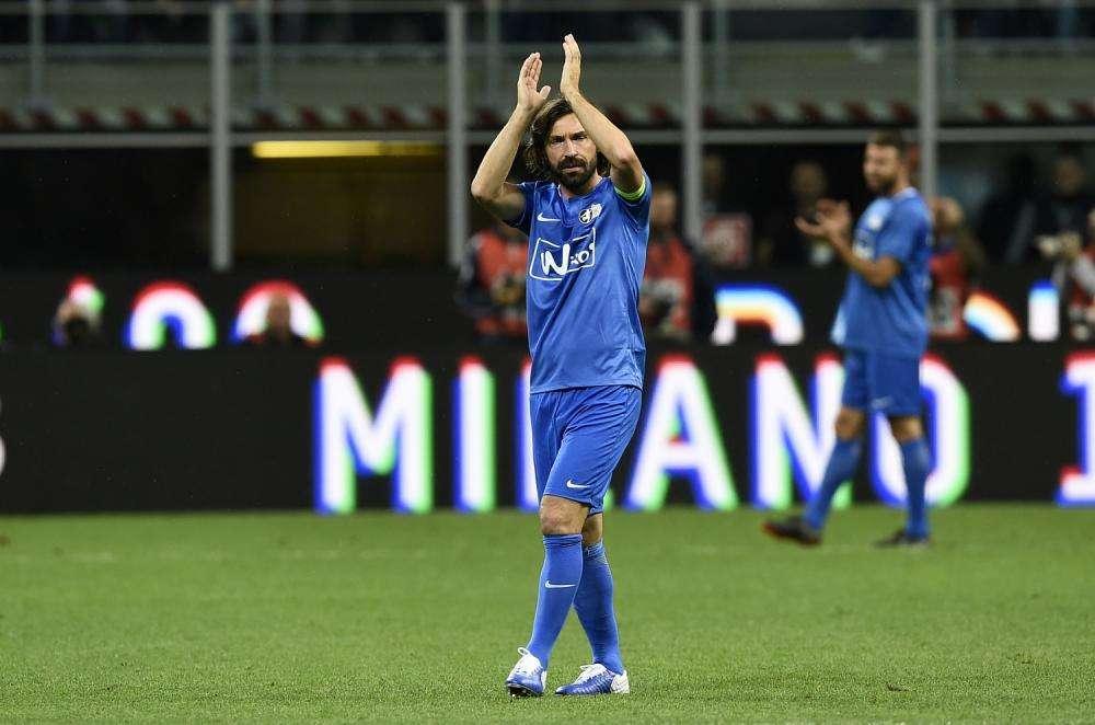 Pirlo a Totti: "Buon compleanno Francé"