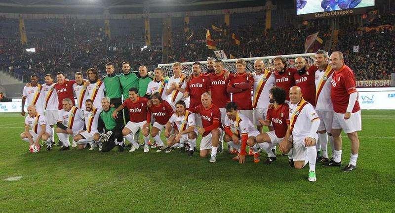 VOI SIETE LEGGENDA - Rossi-Bianchi 3-2. A segno Delvecchio, Giannini, Tommasi, Rizzitelli e Candela