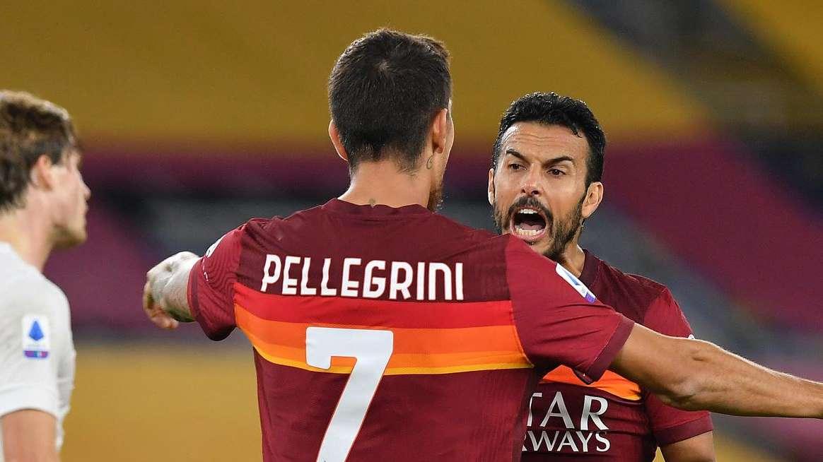 Roma-Lazio 2-0 - La gara sui social: "Quando vinciamo i derby i cugini spariscono. Sono MOUmenti da godere"