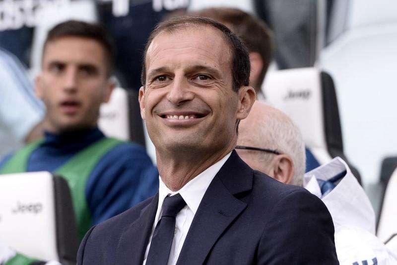 Juventus, Allegri: "È normale che adesso si viaggi tutti insieme ma il campionato si vince con 90 punti"