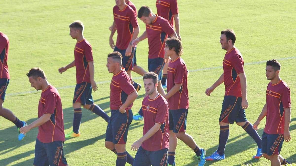 TRIGORIA - Termina la rifinitura. Palestra per De Sanctis, differenziato per Maicon