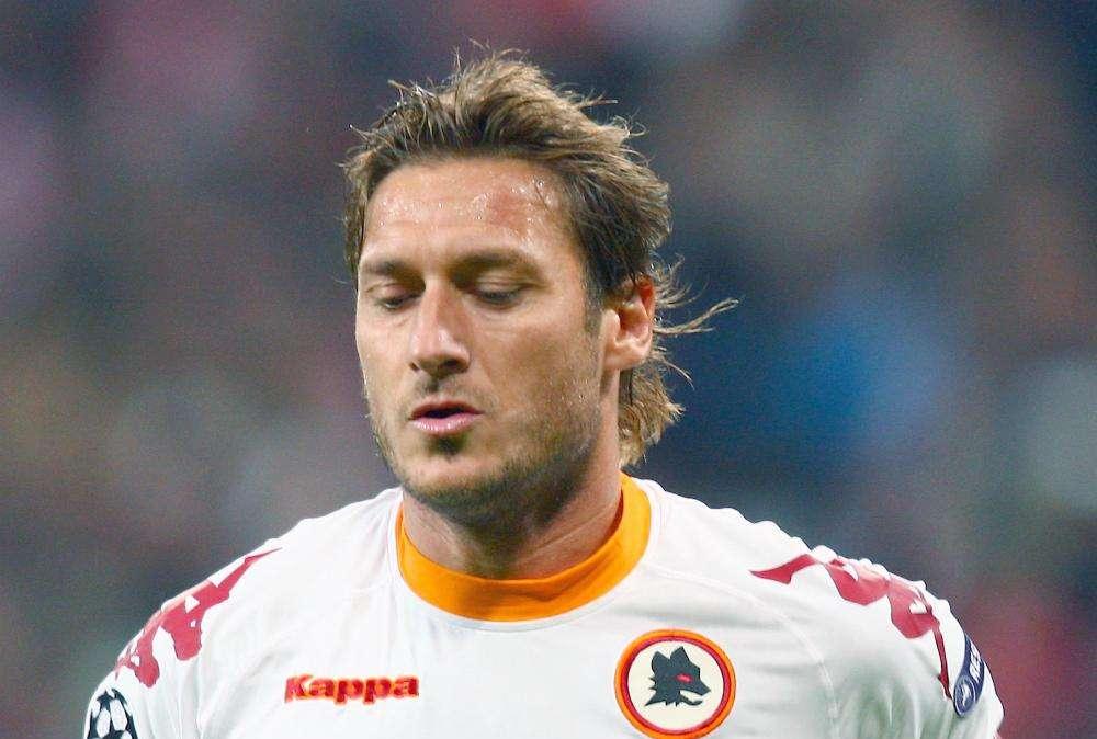 Totti: "Giorgio Rossi? Un pezzo di storia romanista"