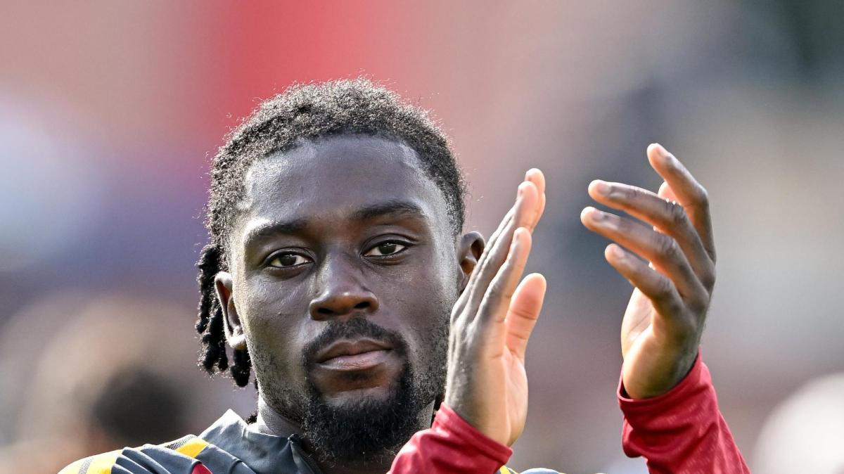 Infortuni Roma - Koné punta lo United, Dybala torna tra Slovan e Napoli